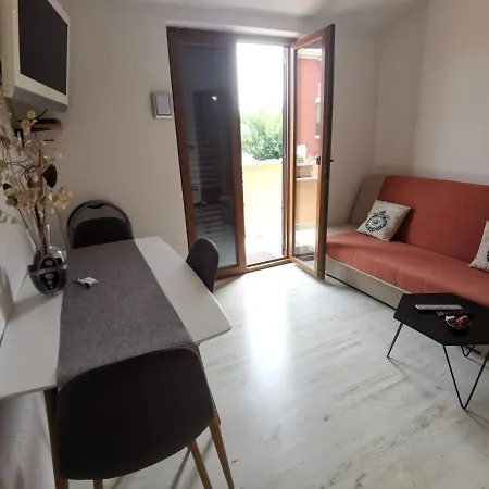 Haus Cataleya Apartment Umag Exterior foto